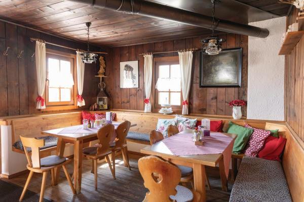 Ferienwohnung Koll Innsbruck Bagian luar foto